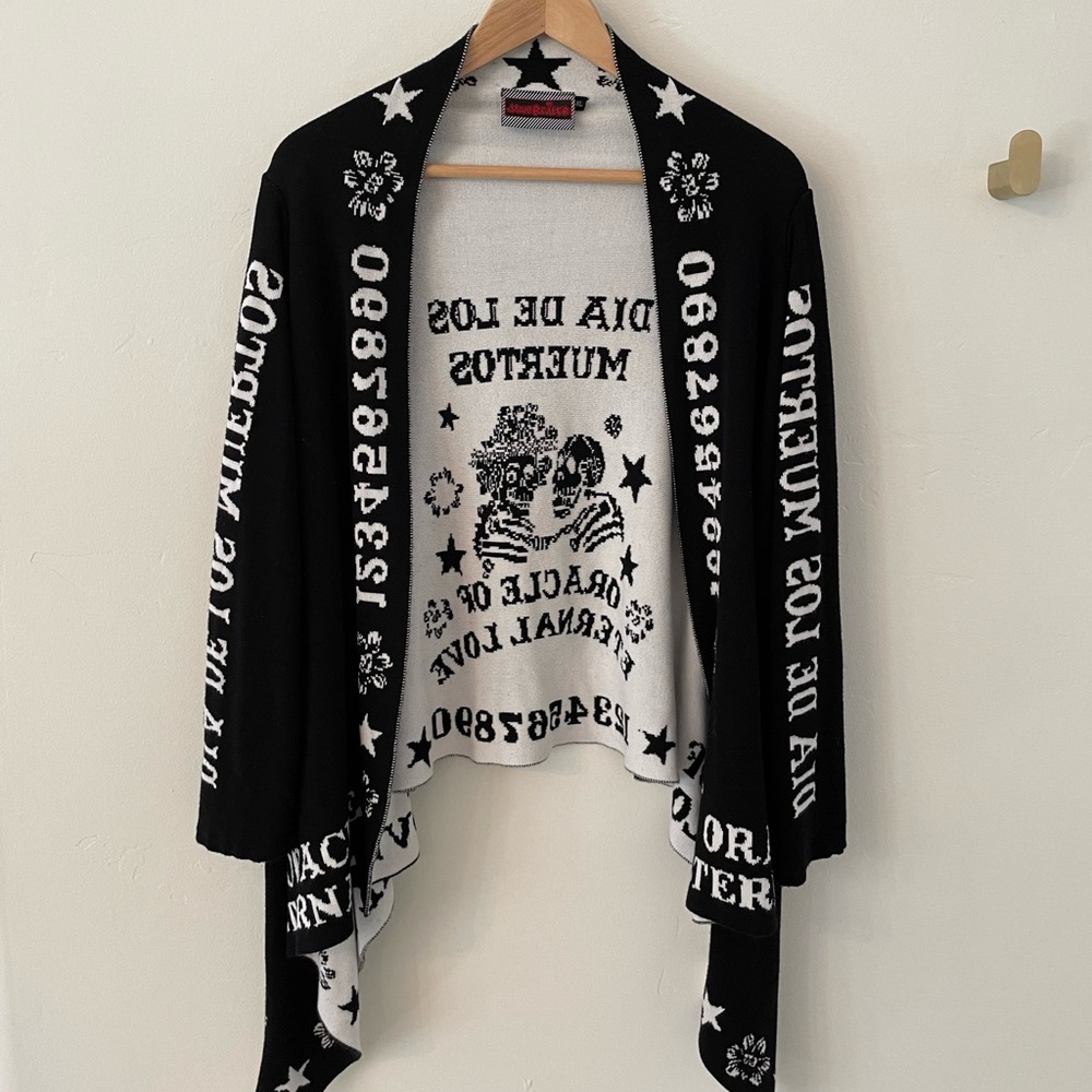 Jawbreaker open front dia de los muertos ouija cardigan, jacquard black & cream